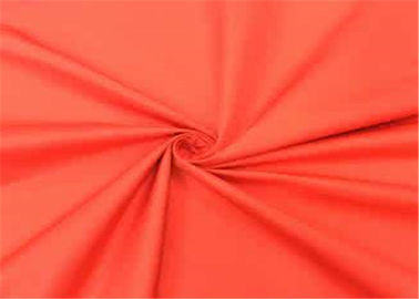 Çin 190T Bellek PVC Kaplamalı Polyester Kumaş 53 Gsm Dokuma ve Renkli Boyama Tedarikçi