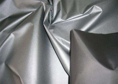 Çin Gümüş / Mor Polyester Tafta Kumaş 190T İplik Sayısı Renk Özelleştirilmiş Rahat Tedarikçi