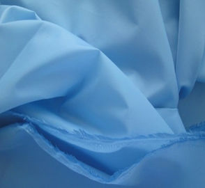 Çin % 100 Polyester Astar Kumaş 65 Gsm 300T 50 * 50D Süper Yumuşak İç çamaşırları için Tedarikçi